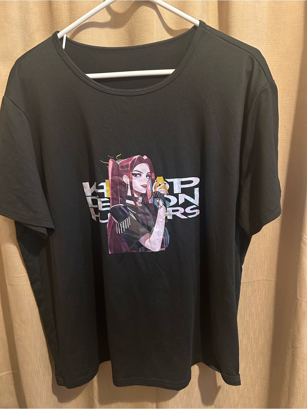 K-pop demon hunters - Graphic Black Tee with Anime-Style Print xxl 23”ptp